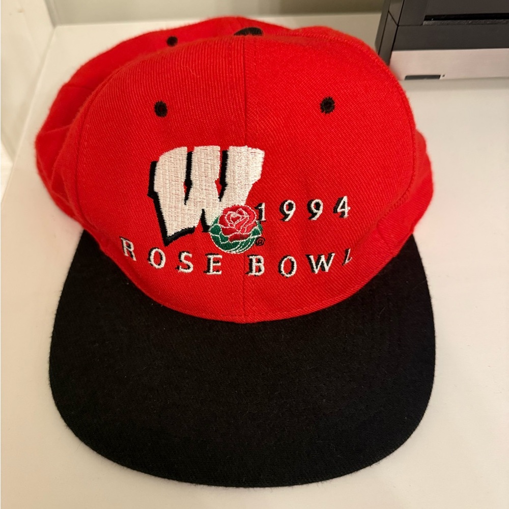 Vintage NCAA 1994 Rose Bowl Game University of Wisconsin Badgers SnapBack Hat